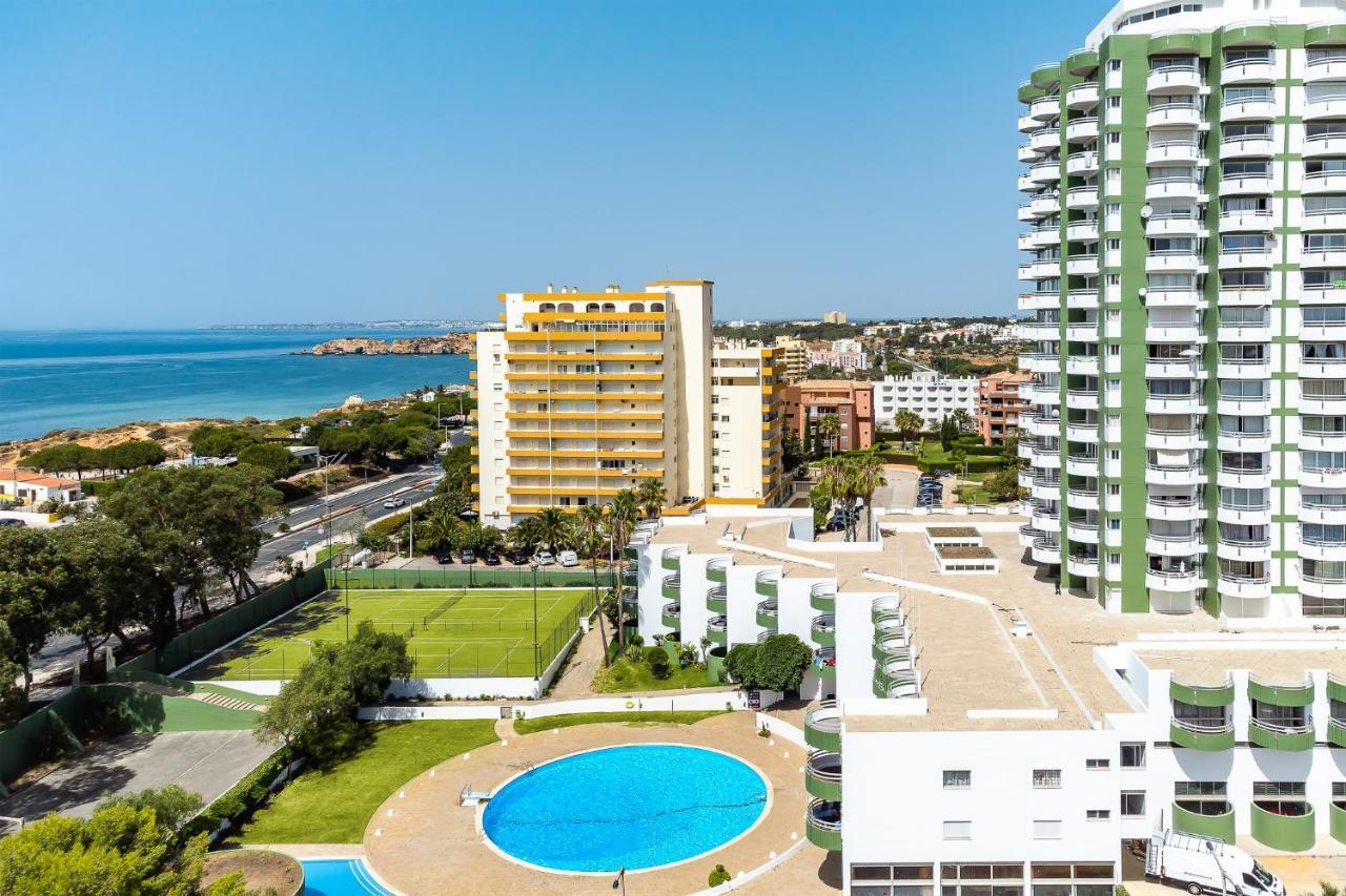 Charming Apartment W/ Pool & Balcony In Portimao By Lovelystay Ngoại thất bức ảnh